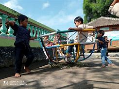 Amalan Agar Anak Berani Sekolah Sendiri